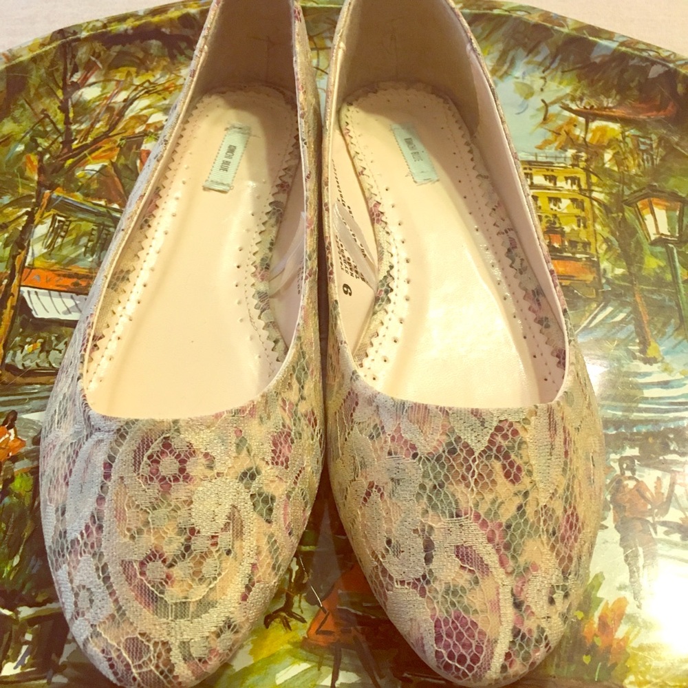 sz 9 Kimchi Blue skimmers in pink/blush Floral